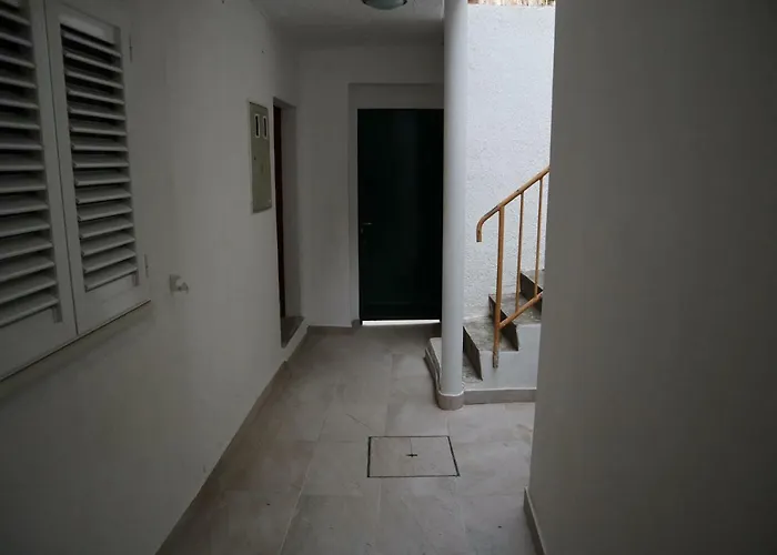 Luxury Luka Lägenhet Omiš