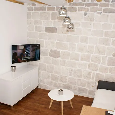 Luxury Luka アパート *